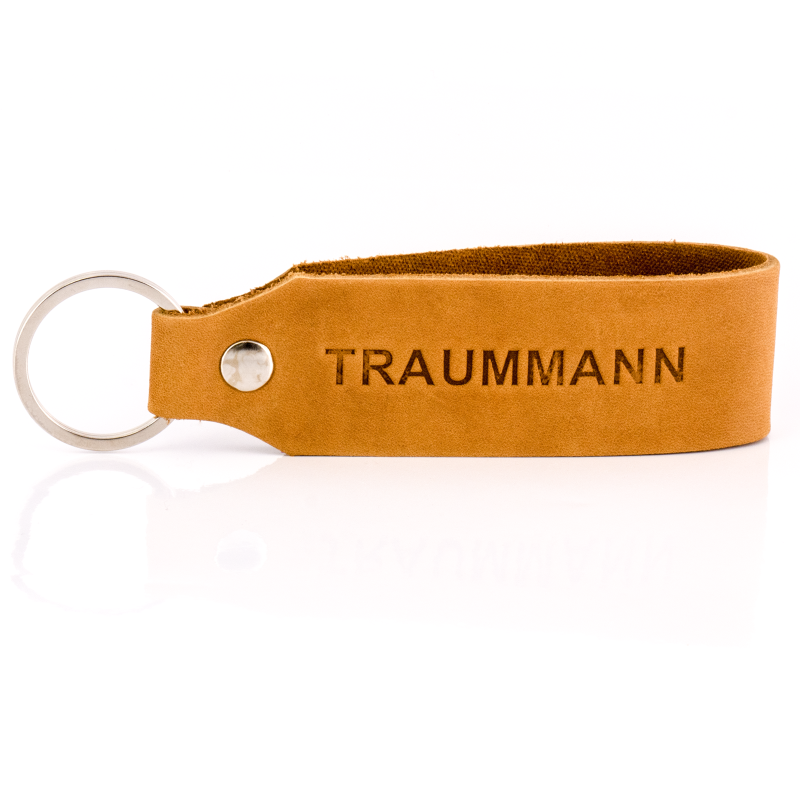 Schlüsselanhänger "Samui" - Prägung "Traummann", braunes Echtleder - Handarbeit - Fair-Trade - Tumatsch