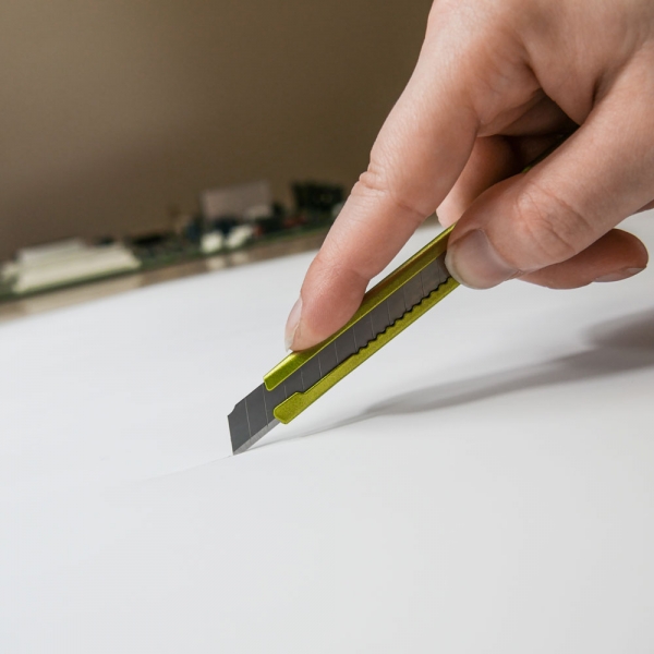 Edelstahl Cutter-Messer Deli SK5 - ultrascharfe 9mm Klinge