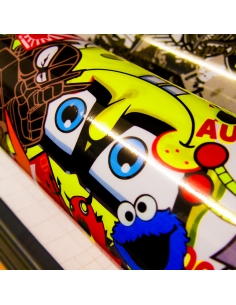 Stickerbomb Sponge Autofolie - Kreative Autoverschönerung